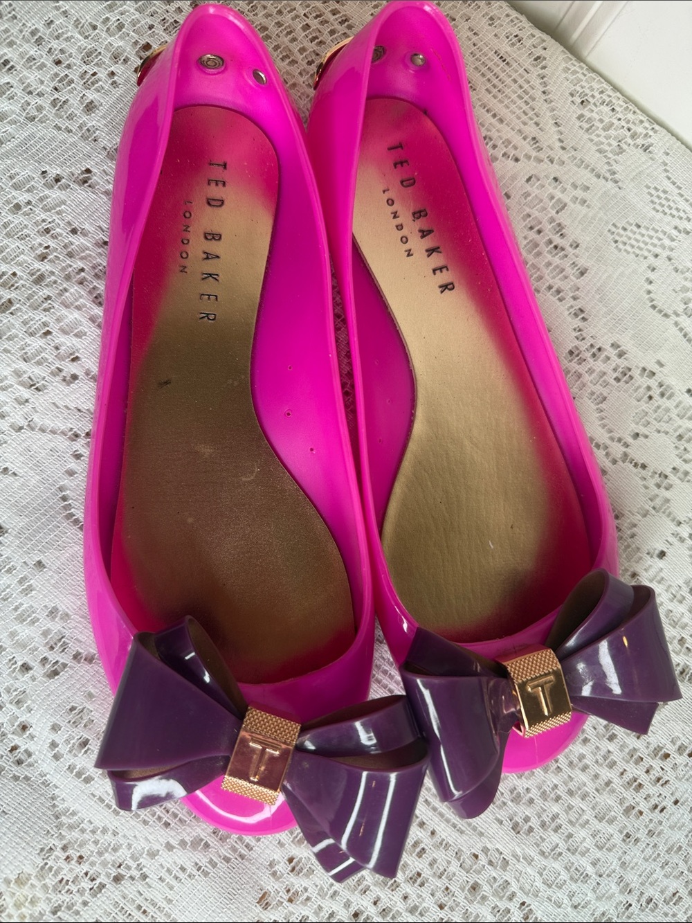 Ted Baker Hot Pink Ballet Flats with Purple Bow Accent size 6.5 (37) - Picture 3 of 6